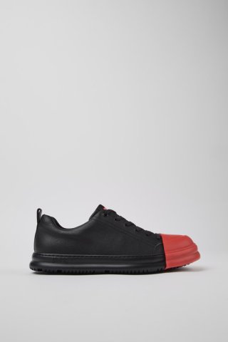 Neu Eingetroffen Camper Junction Runner - Schwarzer Herrensneaker aus Leder.