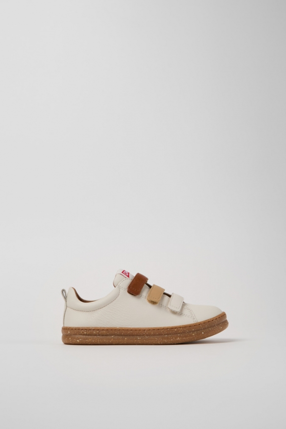 Neu Eingetroffen Camper Twins - Mehrfarbige Kindersneaker aus Leder. Neu Eingetroffen Camper Twins - Mehrfarbige Kindersneaker aus Leder.