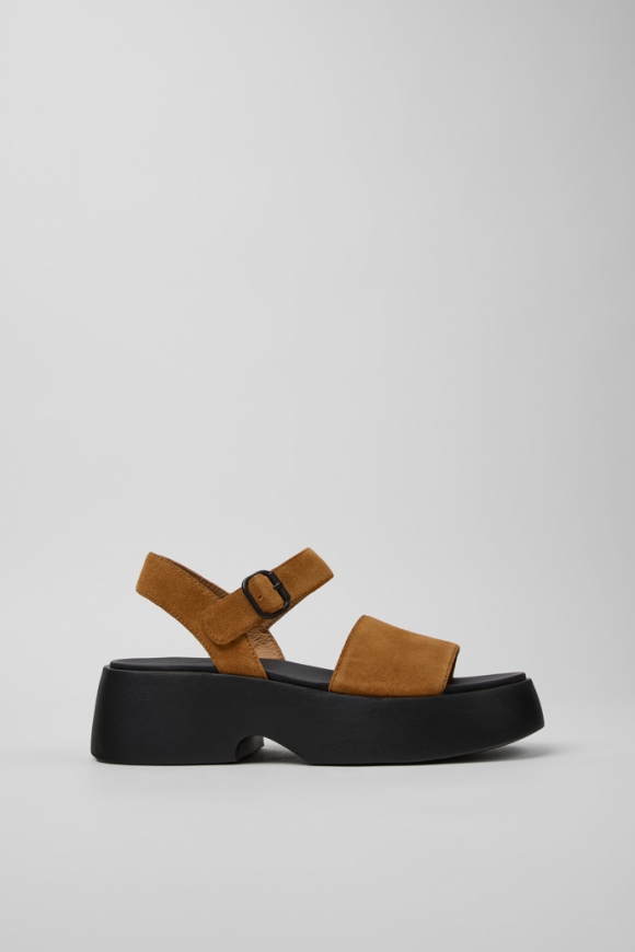 Neu Eingetroffen Camper Tasha - Braune Nubuksandalen für Damen. Neu Eingetroffen Camper Tasha - Braune Nubuksandalen für Damen.