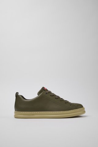 Neu Eingetroffen Camper Runner - Grüner Herrensneaker aus Leder.
