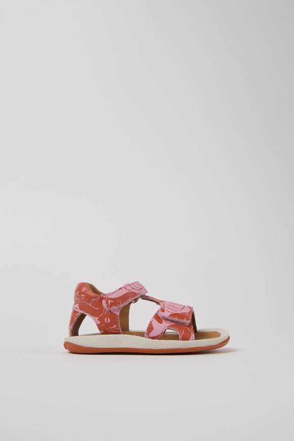 Neu Eingetroffen Camper Twins - Mehrfarbige Kindersandalen aus Leder. Neu Eingetroffen Camper Twins - Mehrfarbige Kindersandalen aus Leder.