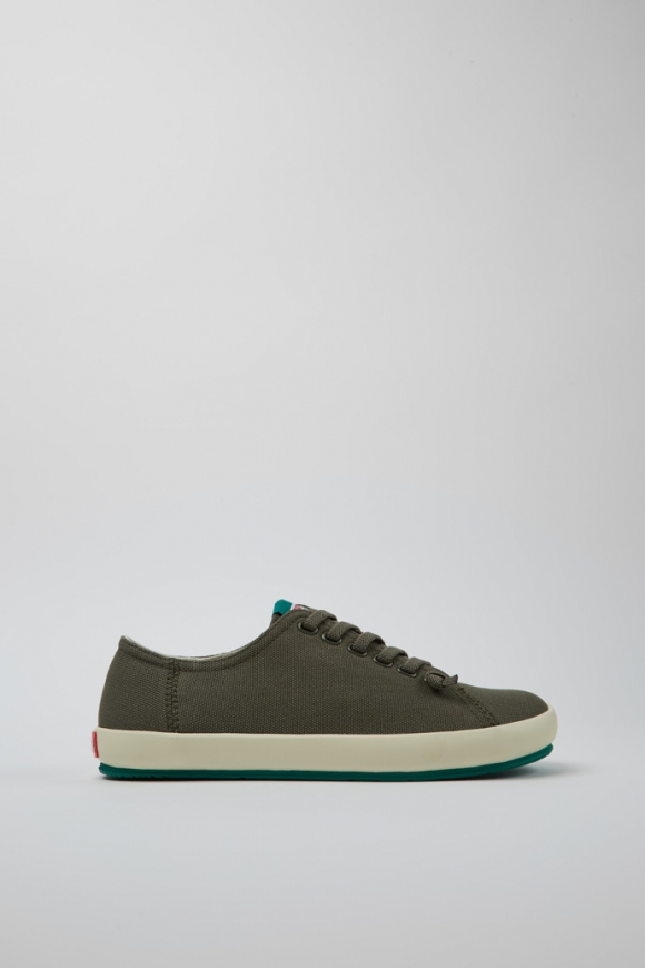 Neu Eingetroffen Camper Peu Rambla - Grüner Herrensneaker aus recycelter Baumwolle. Neu Eingetroffen Camper Peu Rambla - Grüner Herrensneaker aus recycelter Baumwolle.