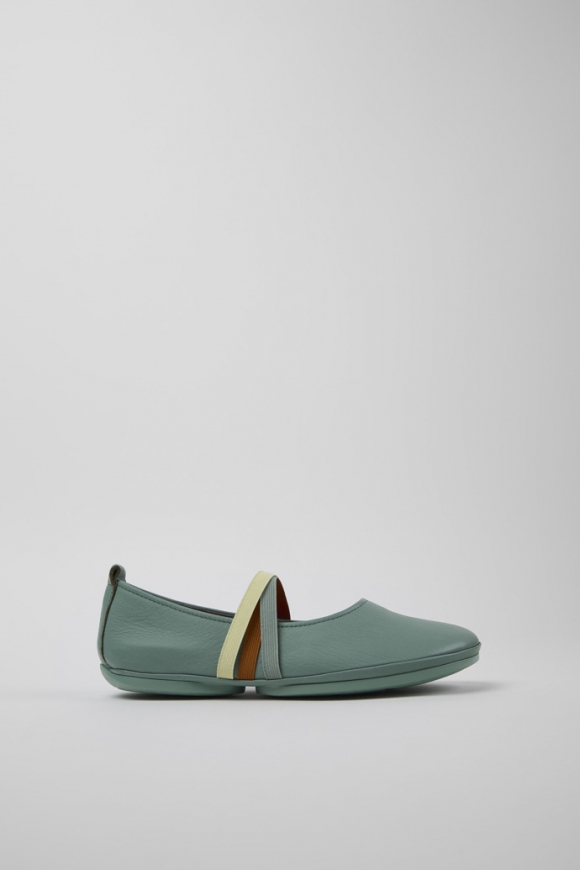 Neu Eingetroffen Camper Twins - Grüne Leder-Mokassins für Damen. Neu Eingetroffen Camper Twins - Grüne Leder-Mokassins für Damen.