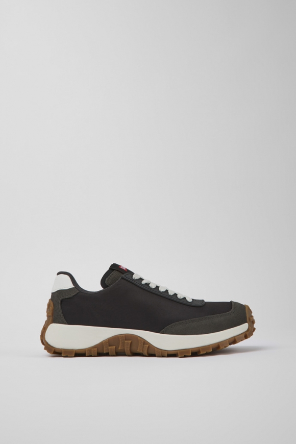 Neu Eingetroffen Camper Drift Trail - Mehrfarbiger Damensneaker aus PET-Recycling und Leder. Neu Eingetroffen Camper Drift Trail - Mehrfarbiger Damensneaker aus PET-Recycling und Leder.
