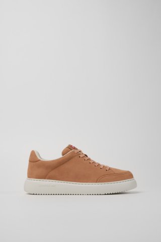 Neu Eingetroffen Camper Runner K21 - Nudefarbener Damenschuh aus Nubukleder.