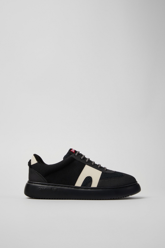 Neu Eingetroffen Camper Runner K21 Sorona® - Mehrfarbiger Damensneaker aus Sorona®-Mesh. Neu Eingetroffen Camper Runner K21 Sorona® - Mehrfarbiger Damensneaker aus Sorona®-Mesh.