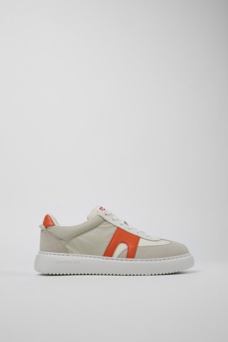 Neu Eingetroffen Camper Runner K21 - Mehrfarbiger Damensneaker aus Nubukleder und Textil Neu Eingetroffen Camper Runner K21 - Mehrfarbiger Damensneaker aus Nubukleder und Textil