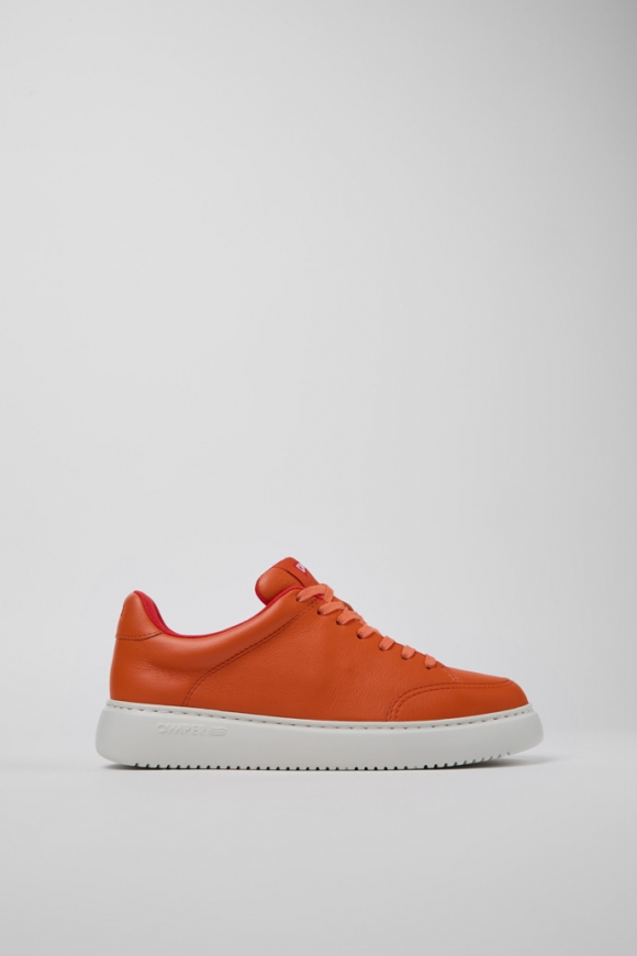 Neu Eingetroffen Camper Runner K21 - Orangefarbener Ledersneaker für Damen Neu Eingetroffen Camper Runner K21 - Orangefarbener Ledersneaker für Damen