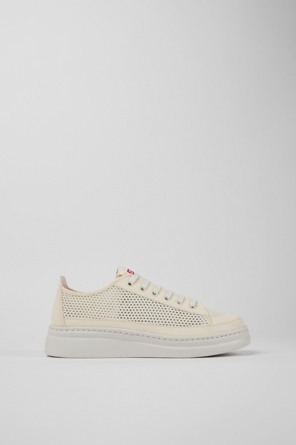 Neu Eingetroffen Camper Runner - Weißer Damensneaker aus Textil Neu Eingetroffen Camper Runner - Weißer Damensneaker aus Textil