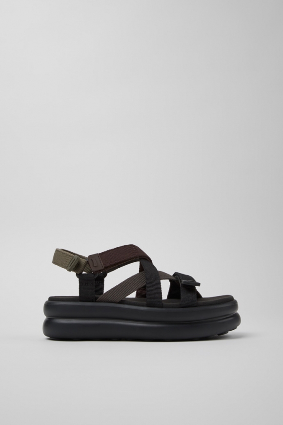 Neu Eingetroffen Camper Twins - Multicolor Damensandalen aus Recycling-PET. Neu Eingetroffen Camper Twins - Multicolor Damensandalen aus Recycling-PET.