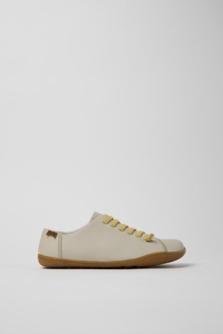 Neu Eingetroffen Camper Peu - Grauer Lederschuh für Damen. Neu Eingetroffen Camper Peu - Grauer Lederschuh für Damen.