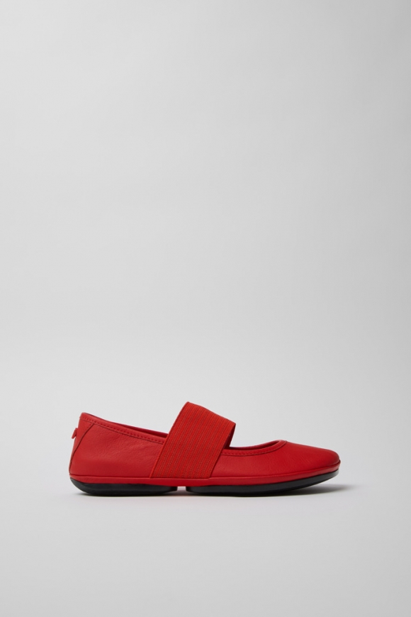 Neu Eingetroffen Camper Right Nina - Rote Lederballerinas für Damen. Neu Eingetroffen Camper Right Nina - Rote Lederballerinas für Damen.