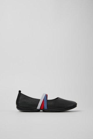 Neu Eingetroffen Camper Twins - Schwarze Lederballerinas und -mokassins für Damen. Neu Eingetroffen Camper Twins - Schwarze Lederballerinas und -mokassins für Damen.