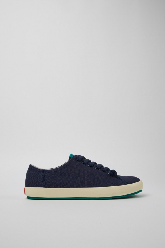 Neu Eingetroffen Camper Peu Rambla - Blauer Herrensneaker aus recycelter Baumwolle. Neu Eingetroffen Camper Peu Rambla - Blauer Herrensneaker aus recycelter Baumwolle.