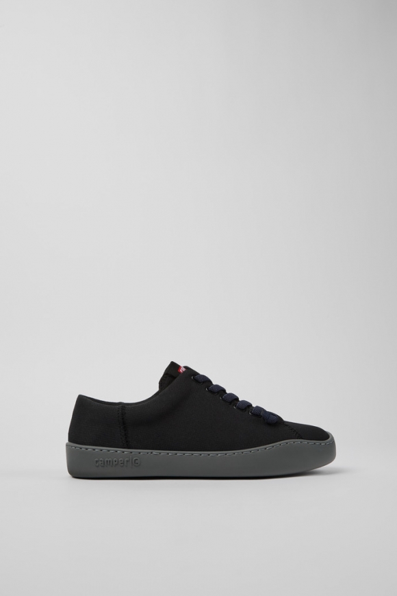 Neu Eingetroffen Camper Peu Touring - Schwarzer Damensneaker aus recyceltem PET. Neu Eingetroffen Camper Peu Touring - Schwarzer Damensneaker aus recyceltem PET.