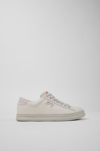 Neu Eingetroffen Camper Runner - Weiße Ledersneaker mit Nubukleder für Damen.