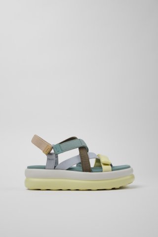 Neu Eingetroffen Camper Twins - Mehrfarbige Sandalen aus recyceltem PET für Damen. Neu Eingetroffen Camper Twins - Mehrfarbige Sandalen aus recyceltem PET für Damen.