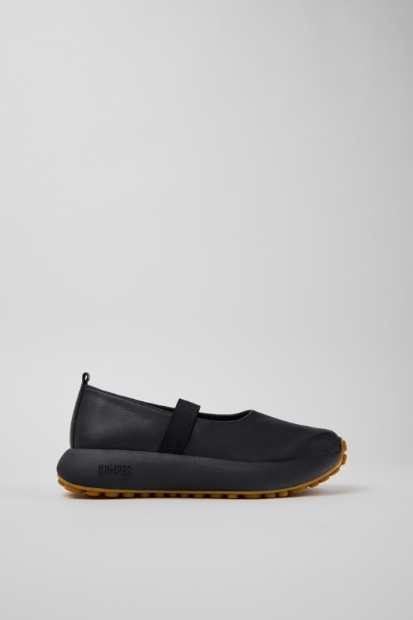 Neu Eingetroffen Camper Pelotas Athens - Schwarzer Damensneaker aus Leder. Neu Eingetroffen Camper Pelotas Athens - Schwarzer Damensneaker aus Leder.