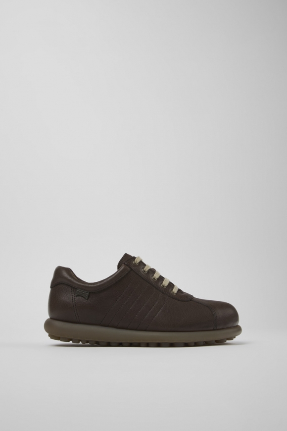 Neu Eingetroffen Camper Pelotas - Brauner Lederschuh für Damen. Neu Eingetroffen Camper Pelotas - Brauner Lederschuh für Damen.