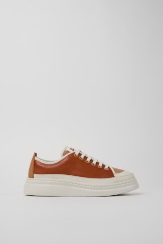 Neu Eingetroffen Camper Twins - Mehrfarbiger Damensneaker aus Leder. Neu Eingetroffen Camper Twins - Mehrfarbiger Damensneaker aus Leder.