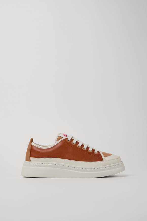 Neu Eingetroffen Camper Twins - Mehrfarbiger Damensneaker aus Leder. Neu Eingetroffen Camper Twins - Mehrfarbiger Damensneaker aus Leder.