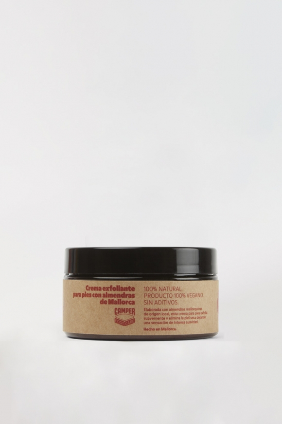 Neu Eingetroffen Camper Cremiges Fußpeeling mit mallorquinischen Mandeln 100 ml Neu Eingetroffen Camper Cremiges Fußpeeling mit mallorquinischen Mandeln 100 ml