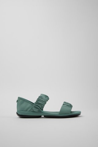Neu Eingetroffen Camper Right - Grüne Sandalen aus recyceltem PET und Leder für Damen. Neu Eingetroffen Camper Right - Grüne Sandalen aus recyceltem PET und Leder für Damen.