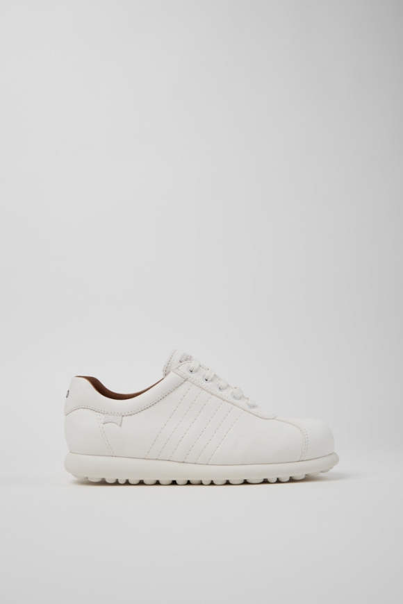 Neu Eingetroffen Camper Pelotas Festival Edition - Kultiger weißer Damenschuh Neu Eingetroffen Camper Pelotas Festival Edition - Kultiger weißer Damenschuh