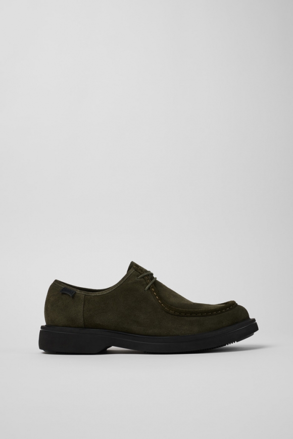 Neu Eingetroffen Camper Norman - Grüner Herrenschuh aus Veloursleder. Neu Eingetroffen Camper Norman - Grüner Herrenschuh aus Veloursleder.