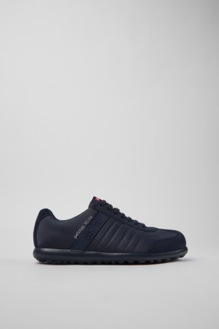 Neu Eingetroffen Camper Pelotas XLite - Blauer Herrenschuh aus Textil und Nubukleder. Neu Eingetroffen Camper Pelotas XLite - Blauer Herrenschuh aus Textil und Nubukleder.