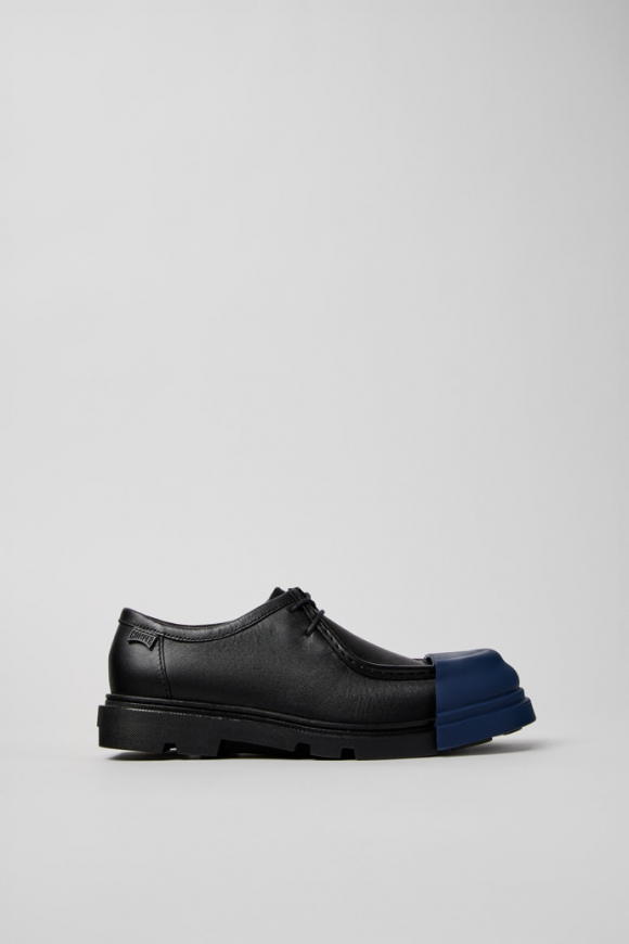 Neu Eingetroffen Camper Junction - Schwarzer Damenschuh aus Leder.
