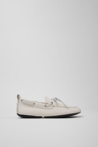 Neu Eingetroffen Camper Right Nina - Weiße Lederballerinas für Damen.