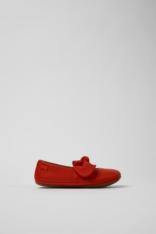 Neu Eingetroffen Camper Right - Rote Lederballerina für Kinder. Neu Eingetroffen Camper Right - Rote Lederballerina für Kinder.