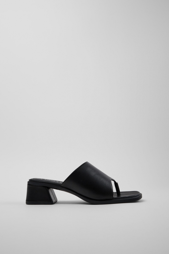 Neu Eingetroffen Camper Kora Sandal - Schwarze Ledersandale für Damen. Neu Eingetroffen Camper Kora Sandal - Schwarze Ledersandale für Damen.