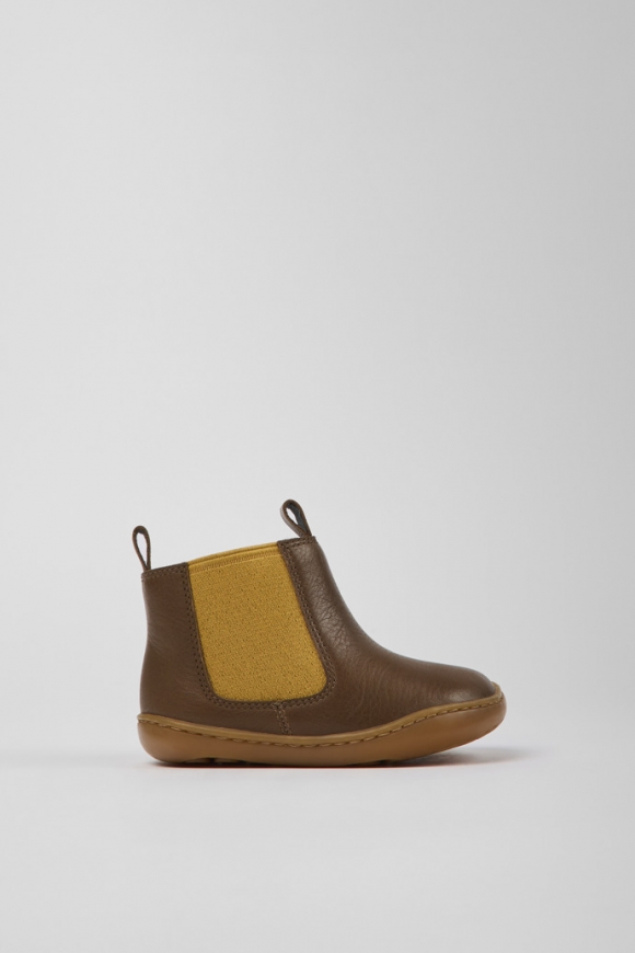 Neu Eingetroffen Camper Peu - Brauner Kinderstiefel aus Leder Neu Eingetroffen Camper Peu - Brauner Kinderstiefel aus Leder