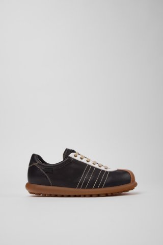 Neu Eingetroffen Camper Pelotas - Mehrfarbige Schuhe aus pflanzlich gegorenem Leder für Damen. Neu Eingetroffen Camper Pelotas - Mehrfarbige Schuhe aus pflanzlich gegorenem Leder für Damen.