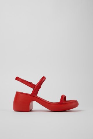 Neu Eingetroffen Camper Thelma - Rote Damensandale aus Leder. Neu Eingetroffen Camper Thelma - Rote Damensandale aus Leder.