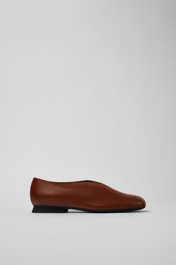 Neu Eingetroffen Camper Casi Myra - Roter Lederschuh für Damen. Neu Eingetroffen Camper Casi Myra - Roter Lederschuh für Damen.