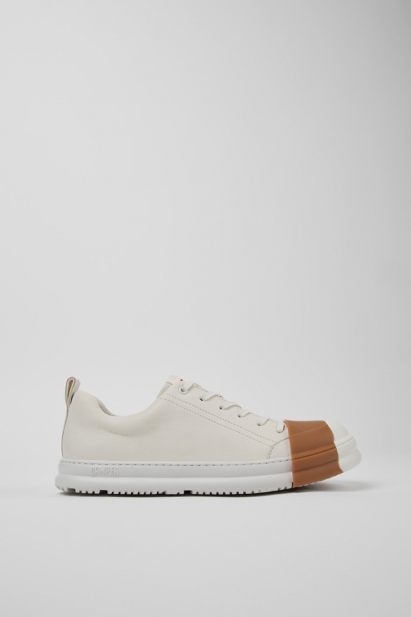 Neu Eingetroffen Camper Junction Runner - Weißer Herrensneaker aus Leder. Neu Eingetroffen Camper Junction Runner - Weißer Herrensneaker aus Leder.