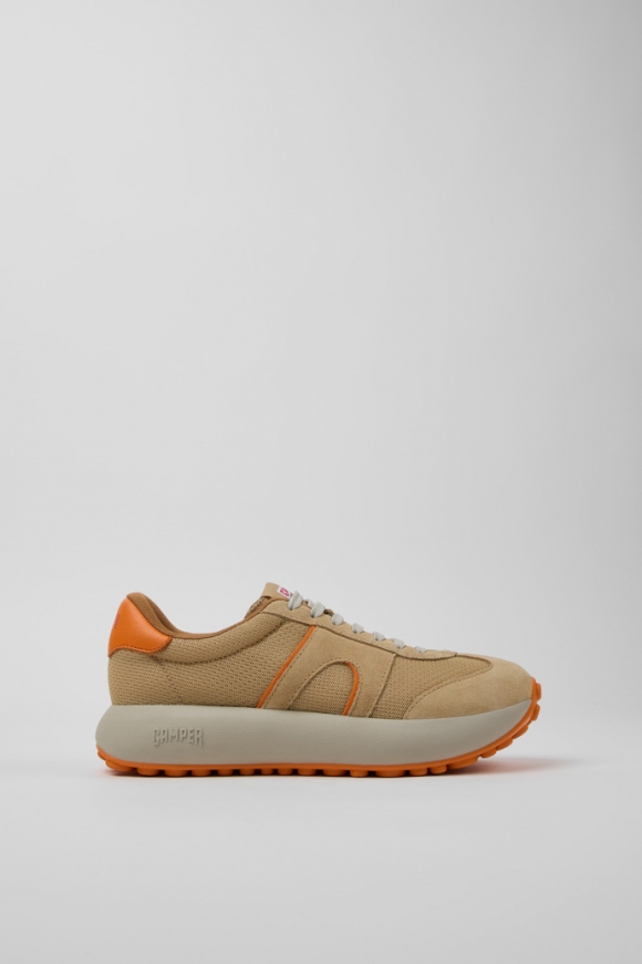 Neu Eingetroffen Camper Pelotas Athens - Mehrfarbiger Damensneaker aus recyceltem PET und Nubukleder. Neu Eingetroffen Camper Pelotas Athens - Mehrfarbiger Damensneaker aus recyceltem PET und Nubukleder.