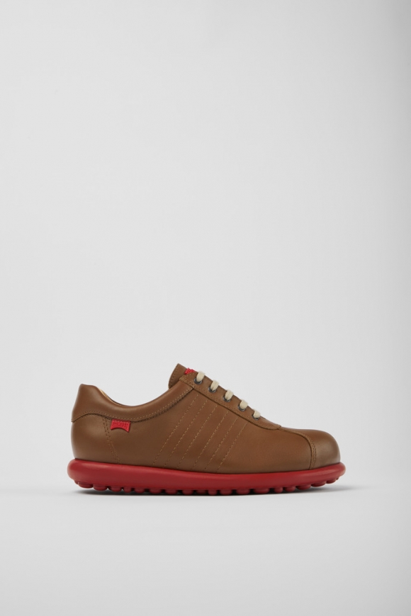 Neu Eingetroffen Camper Pelotas - Brauner Damenschuh aus Leder