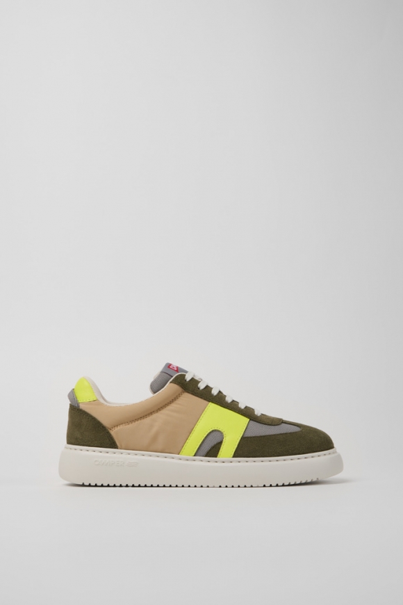 Neu Eingetroffen Camper Runner K21 Sorona® - Mehrfarbiger Damensneaker aus Recycling-PET und Nubukleder. Neu Eingetroffen Camper Runner K21 Sorona® - Mehrfarbiger Damensneaker aus Recycling-PET und Nubukleder.