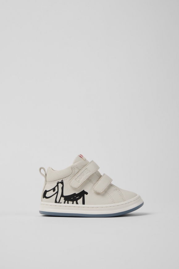 Neu Eingetroffen Camper Twins - Weiße und schwarze Kindersneaker aus Leder Neu Eingetroffen Camper Twins - Weiße und schwarze Kindersneaker aus Leder