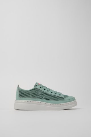 Neu Eingetroffen Camper Runner - Grüne Frauenturnschuhe aus TENCEL® Lyocell und Leder.