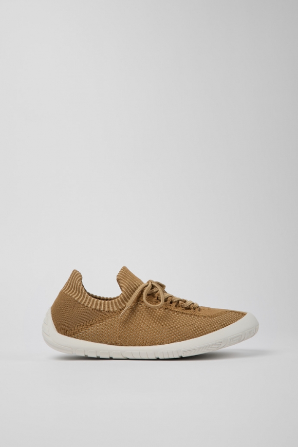 Neu Eingetroffen Camper Peu Path - Brauner Damensneaker aus Textil Neu Eingetroffen Camper Peu Path - Brauner Damensneaker aus Textil