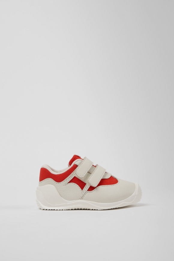 Neu Eingetroffen Camper Dadda - Mehrfarbige Kindersneaker aus Leder und Textil. Neu Eingetroffen Camper Dadda - Mehrfarbige Kindersneaker aus Leder und Textil.
