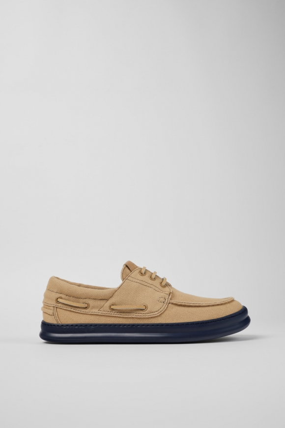 Neu Eingetroffen Camper Runner - Beiger Bootsschuh aus Textil für Herren Neu Eingetroffen Camper Runner - Beiger Bootsschuh aus Textil für Herren