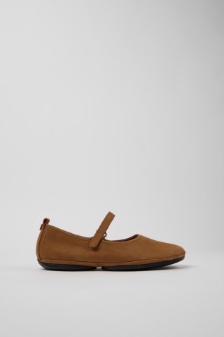 Neu Eingetroffen Camper Right Nina - Brauner Schuh aus Nubukleder für Damen. Neu Eingetroffen Camper Right Nina - Brauner Schuh aus Nubukleder für Damen.
