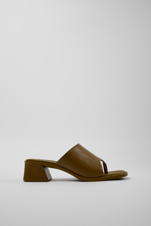 Neu Eingetroffen Camper Kora Sandal - Grüne Ledersandale für Damen. Neu Eingetroffen Camper Kora Sandal - Grüne Ledersandale für Damen.