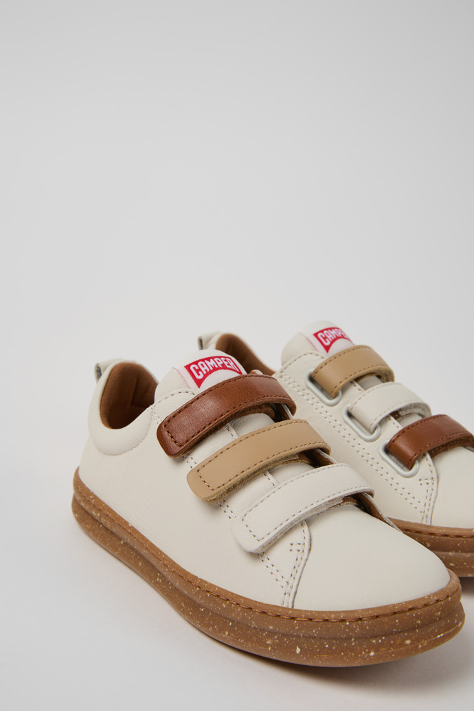 Neu Eingetroffen Camper Twins - Mehrfarbige Kindersneaker aus Leder.